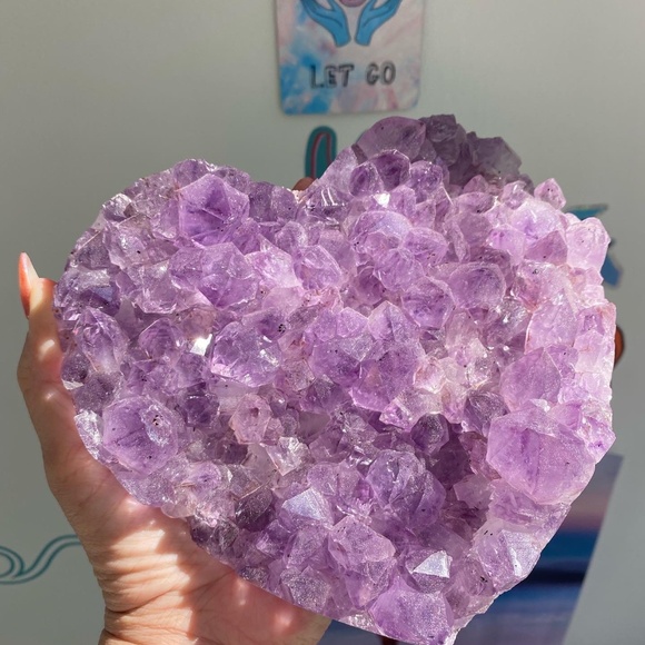 HUGE!!! XL Amethyst Heart Cluster! Weighs 4lbs! Ethically mined in Brazil. - Picture 5 of 5